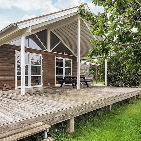 4 Star In Spottrup 펜션 Lihme